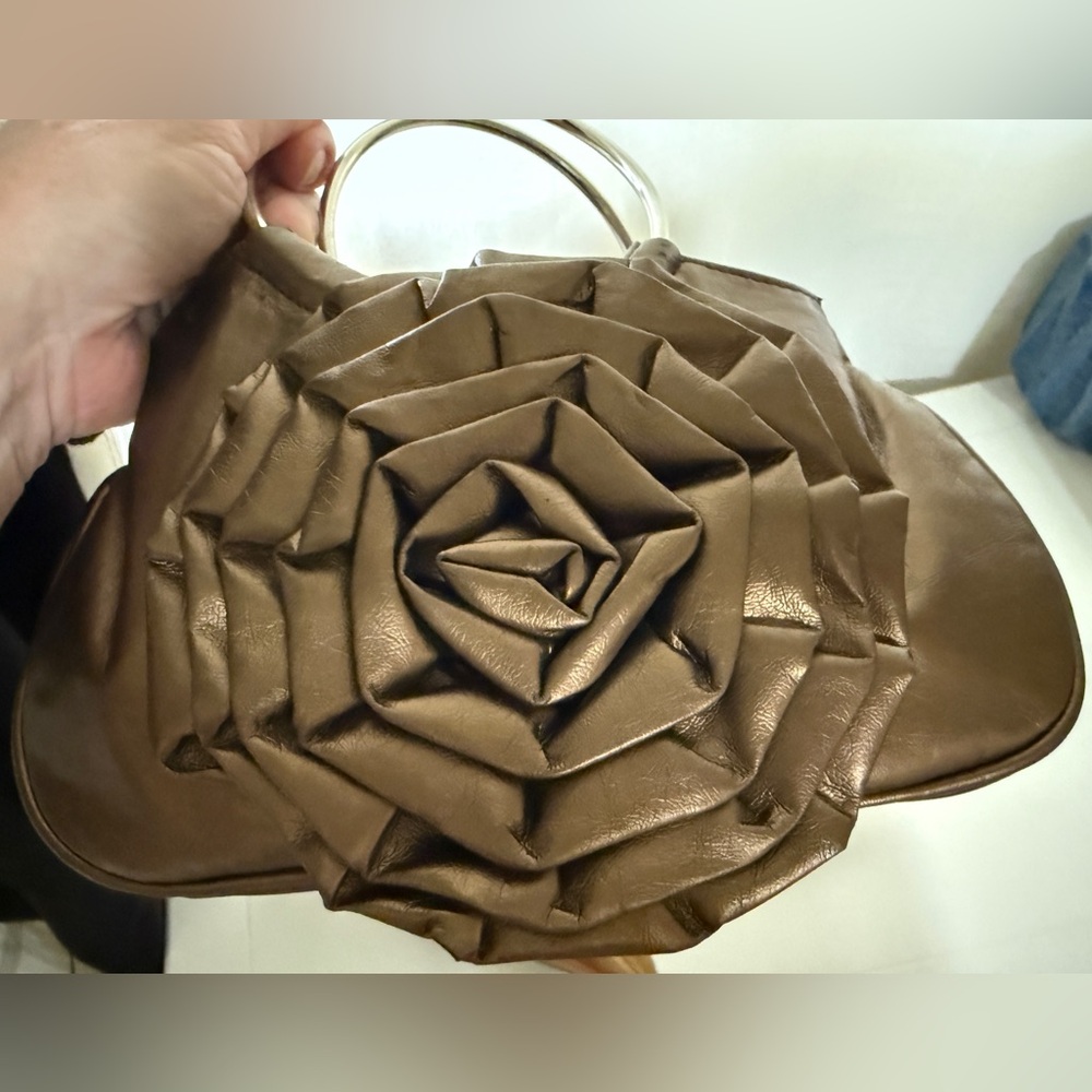 Cute bronze/gold metallic clutch
